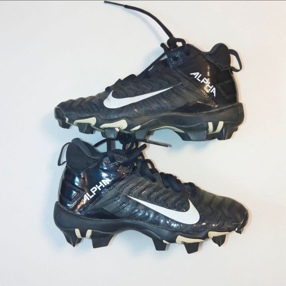 Nike Alpha Menace 2 Shark Youth Football Cleats Black AQ7654-001 Sz 2Y Fastflex